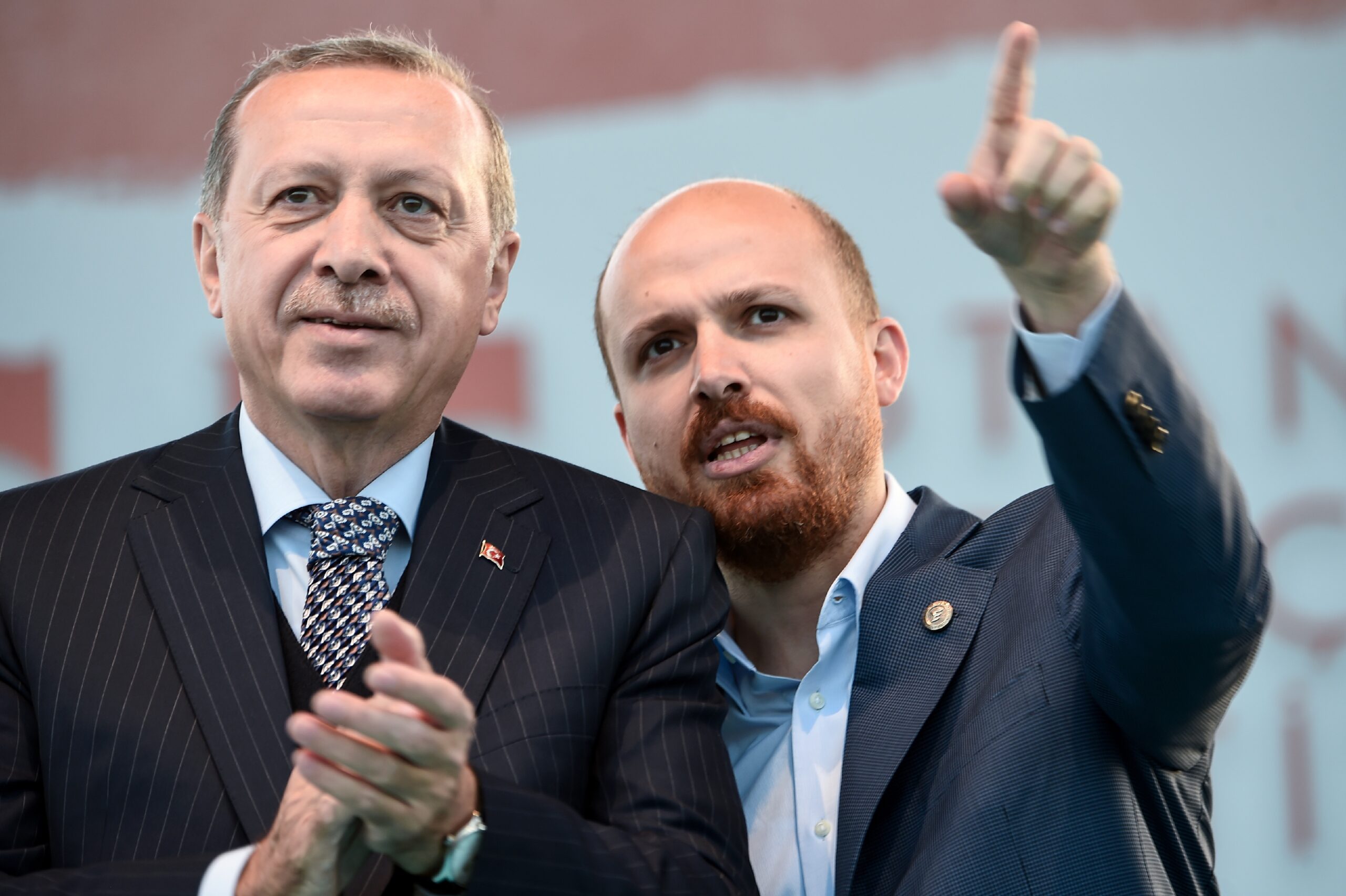 loading...